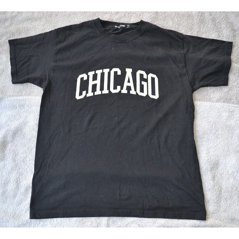 PrettyLittleThing Shirt Womens S Black Chicago Pull Over Short Sleeve Knit‎